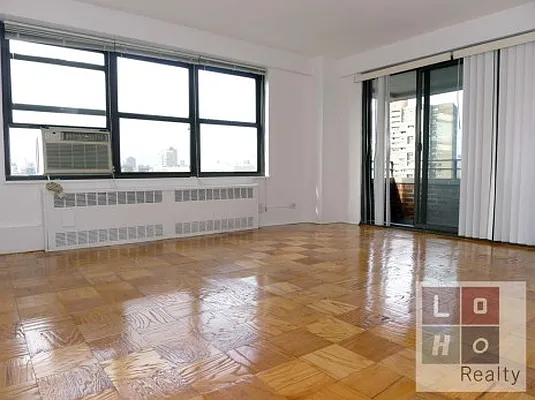 Rented by LoHo Realty | media 9