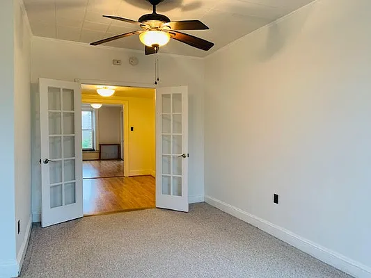 Rented by Twyford Real Estate | media 8