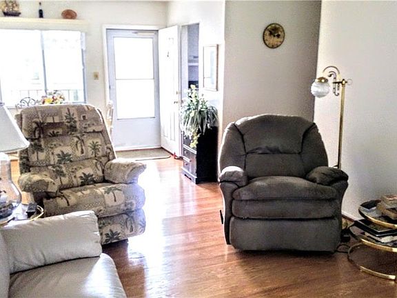 4th image of 2237 Canal Dr #C34
