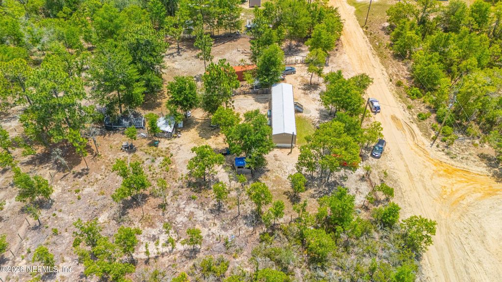 116 LONDON Avenue, Interlachen, FL - View 3