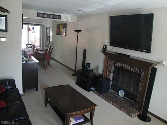 3rd image of 928 Still Harbor Cir