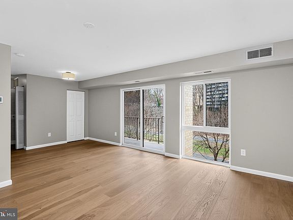 5th image of 6137 Edsall Rd APT I