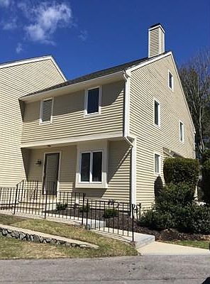 2nd image of 1101 Lewis O Gray Dr #1101