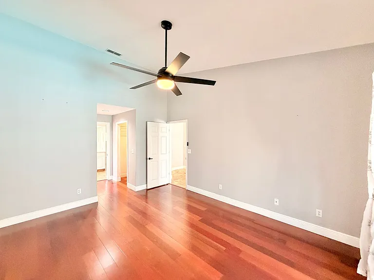 6642 Middlesex Pl — Photo 12