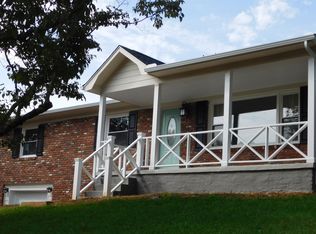 1013 Weymouth Ln, Knoxville, TN 37914