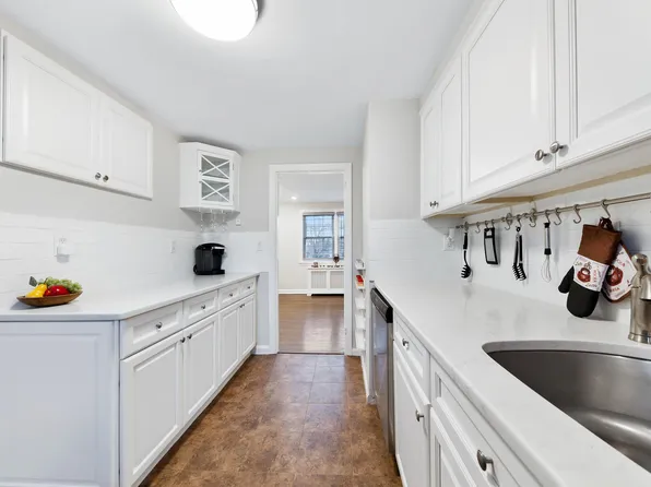 311 Lincoln Park E #311, Cranford, NJ 07016