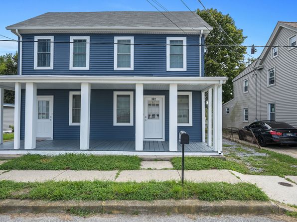 302 Main St