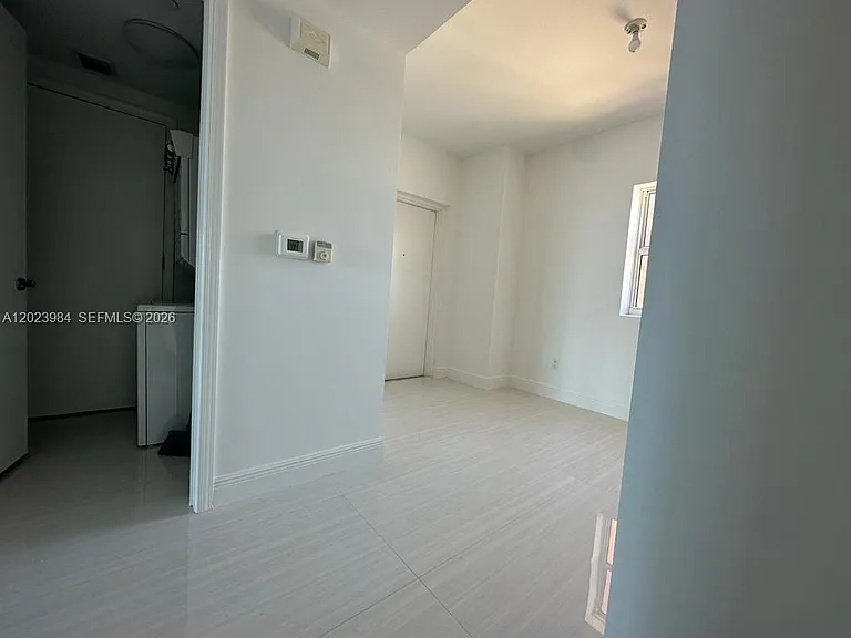 2650 Lake Shore Dr #1001 — Photo 23