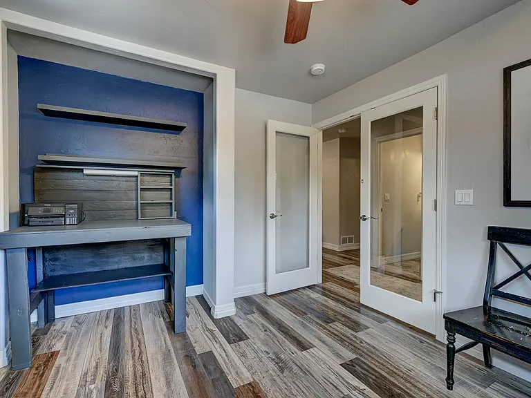 135 Hayes Dr — Photo 7