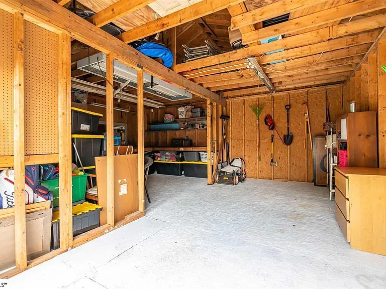 19 David St — Photo 27