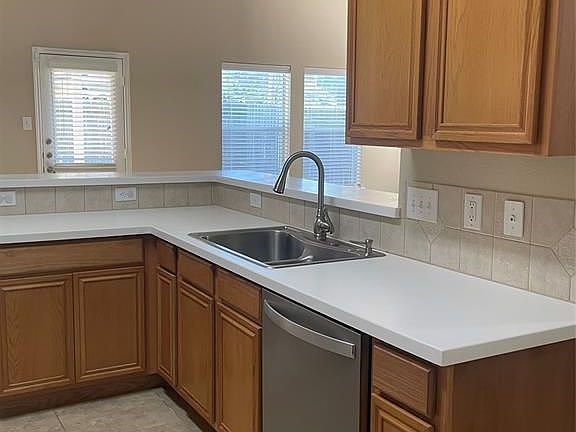 3rd image of 12218 Grand Portage Ln