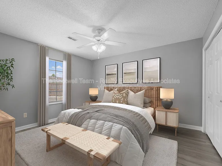 4757 Royal Prince Way — Photo 14