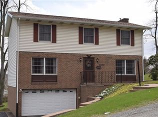 2776 Van Buren Dr, Lower Burrell, PA 15068