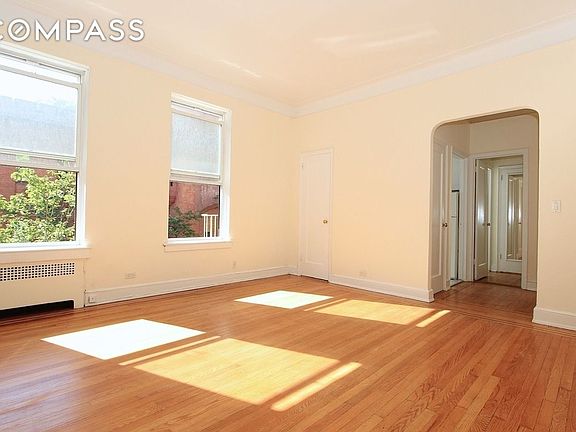 4th image of 27 E 94th St APT 3E