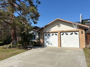 9904 Treetop Ave, Bakersfield, CA