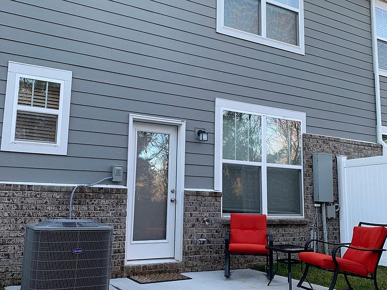 1752 Frodo Way — Photo 13