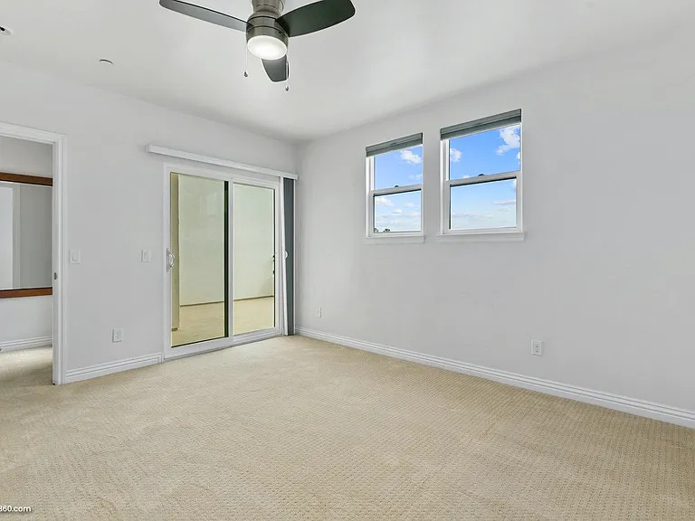 1627 Hornblend St — Photo 19