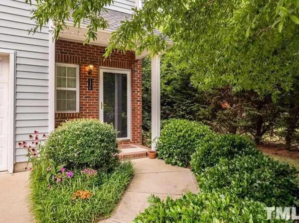 245 Plaza Dr, Chapel Hill, NC 27517