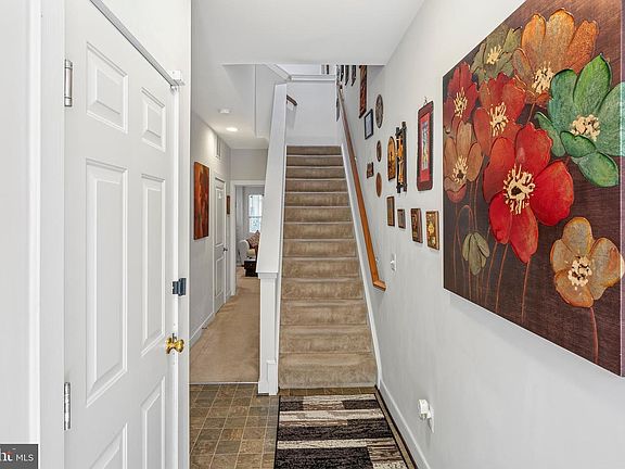 5th image of 112 Shamrock Dr