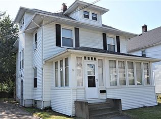 24 25th St NW, Barberton, OH 44203