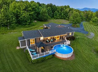 4 Sleepy Hollow Road, Essex, VT 05452