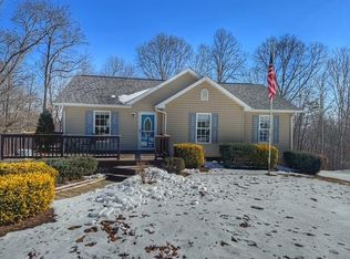 97 Lakewood Acres Dr, Hardy, VA 24101