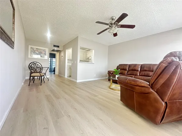 2008 Harwood C #2008, Deerfield Beach, FL 33442