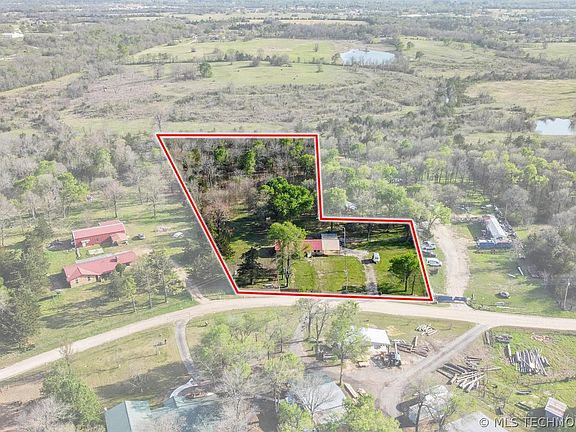 4th image of 2628 E 2064th Rd