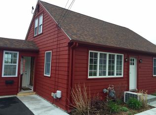 65 Sherry Ave, Bristol, RI 02809