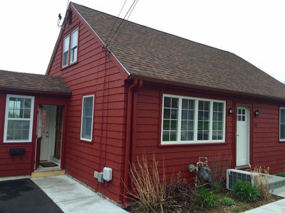 65 Sherry Ave, Bristol, RI, 02809