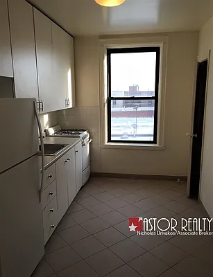 Rented by Astor Realty | media 15