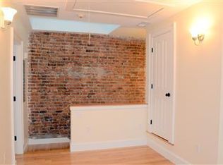 17 Putnam St, Somerville, MA 02143
