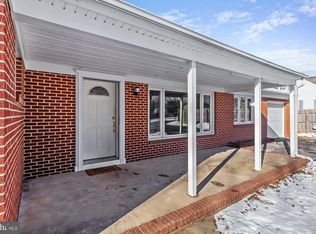 206 Moser Ln, Owings Mills, MD 21117