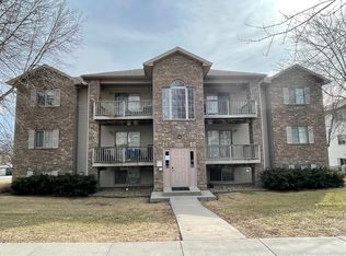 2872 Coral Ct APT 303, Coralville, IA 52241