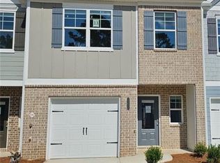11610 Chatham Dr, Hampton, GA 30228