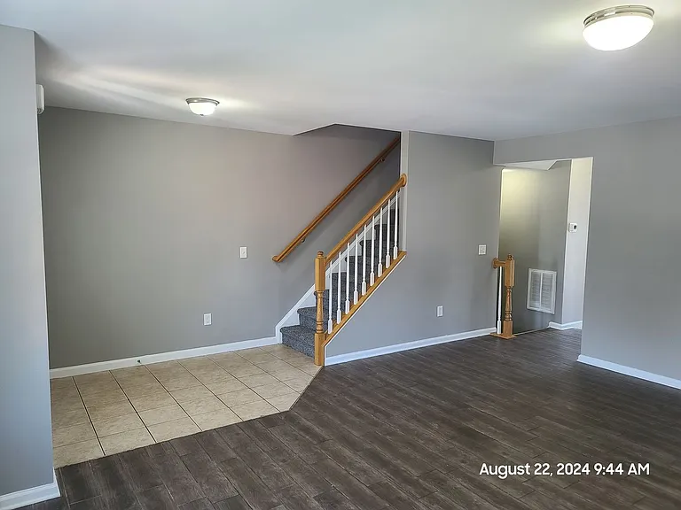 370 Viewpoint Way — Photo 6