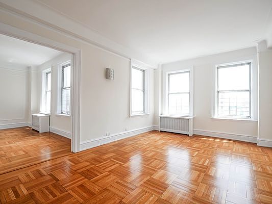 3rd image of 910 W End Ave APT 13F