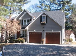 31 Sunset Rock Ln, Reading, MA 01867