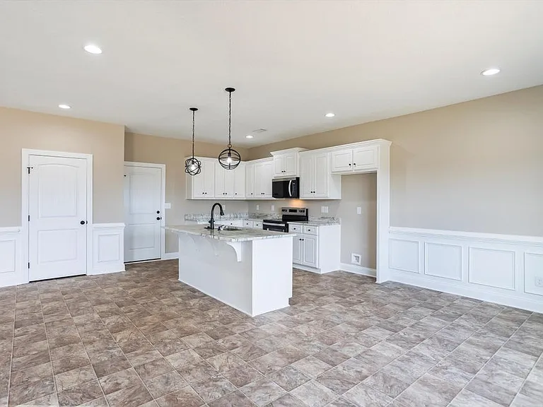 3306 Basil Ln — Photo 11