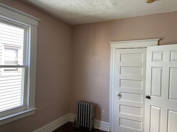 3rd image of 29 Norwood St Floor 3