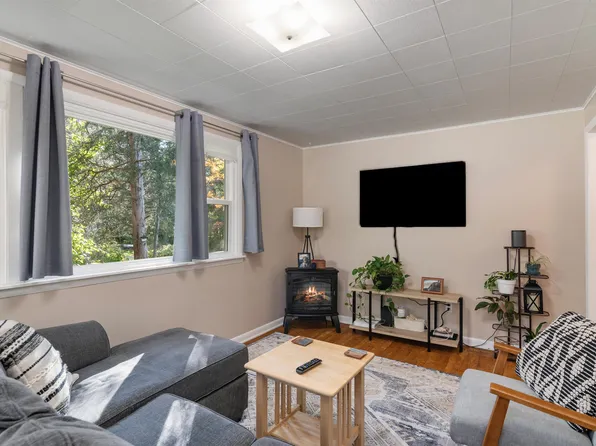 2802 Malletts Bay Avenue, Colchester, VT 05446