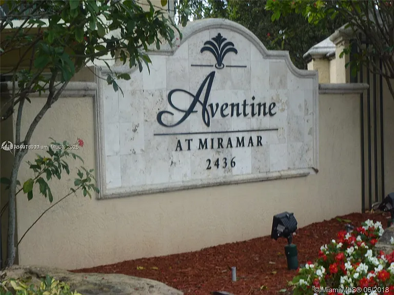 2474 Centergate Dr #204 — Photo 2