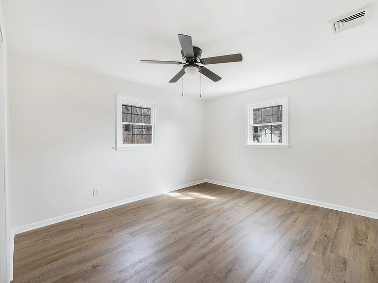 236 Newcomb Drive - 3 — Photo 17