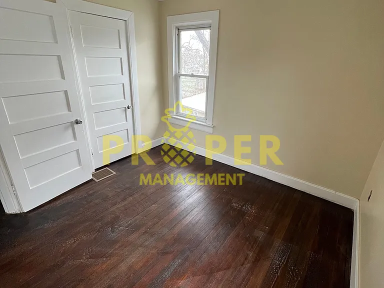 942 Harvard Blvd — Photo 9