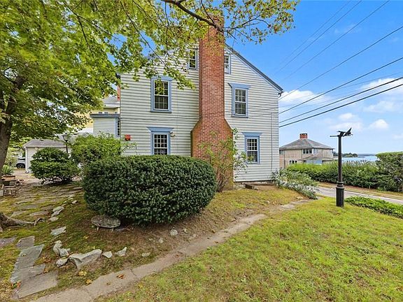 3rd image of 132 Hope St
