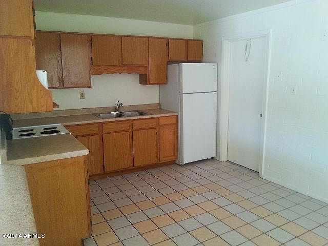 1st image of 1732 E Atlanta Ave