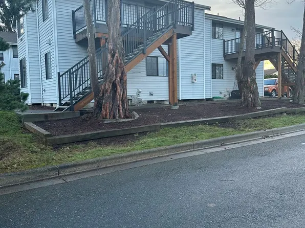 PU1337, 1337 Puget St APT 3, Bellingham, WA 98229