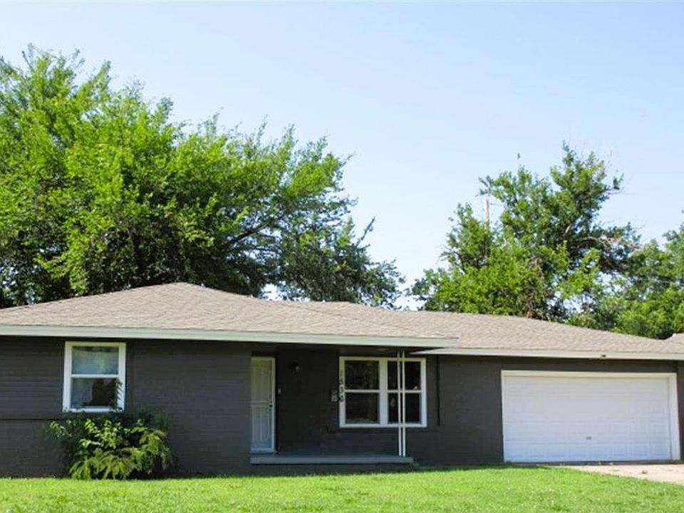 2nd image of 1536 NE 44th St