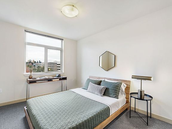 5th image of 337 NE 103rd St #2410