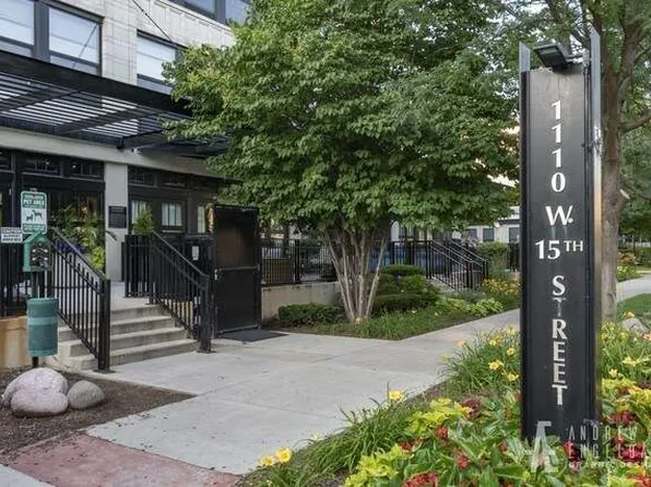 1110 W 15th St #Gu110, Chicago, IL 60608